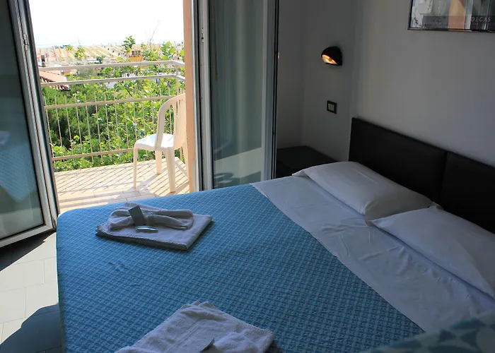 La Torretta Bramante ホテル 3*