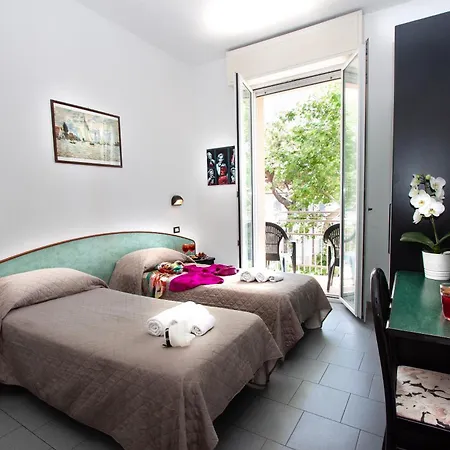 La Torretta Bramante Szálloda Rimini