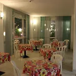 Отель La Torretta Bramante Римини