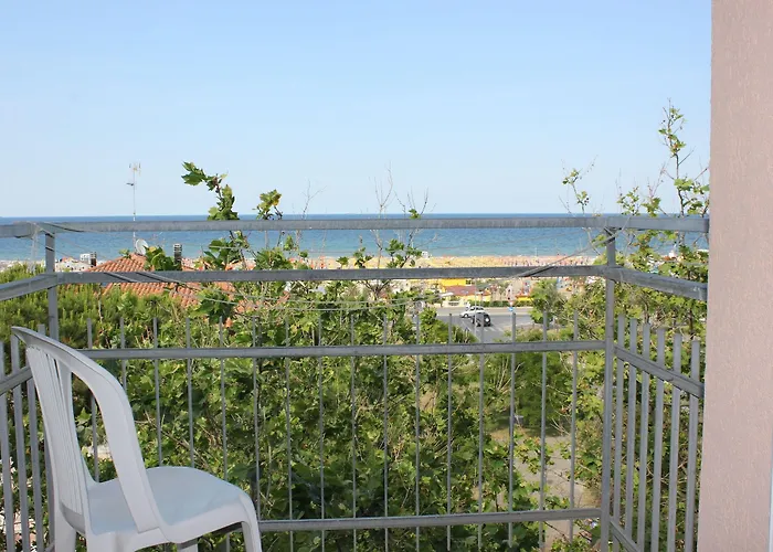 فندق La Torretta Bramante 3*